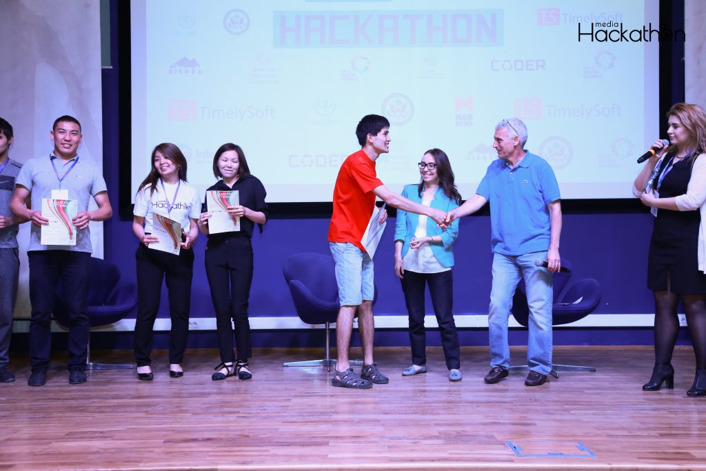 The winners "Mad pandas" with Elvira Karakulova and Andrew Wachtel