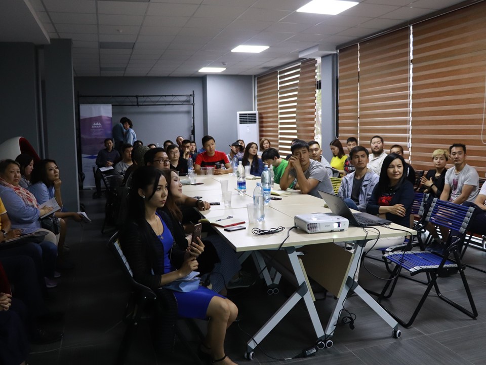 Participants in a workshop on pitching at the KGLabs Foundation in Bishkek, Kyrgyzstan.