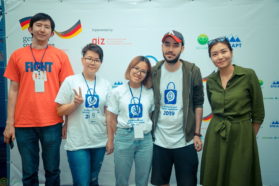 Participants at the Ecommerce and Fintech Hackathon 2019 in Bishkek, Kyrgyzstan.