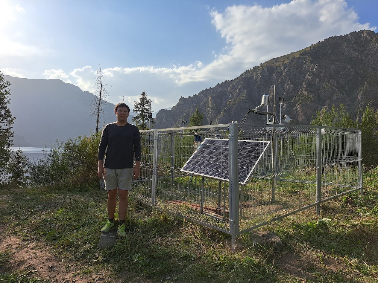 The previous Potsdam GFZ meteostation, which operated from 2013 to 2023. The project's support ended and the instrument was left without an institutional caretaker.